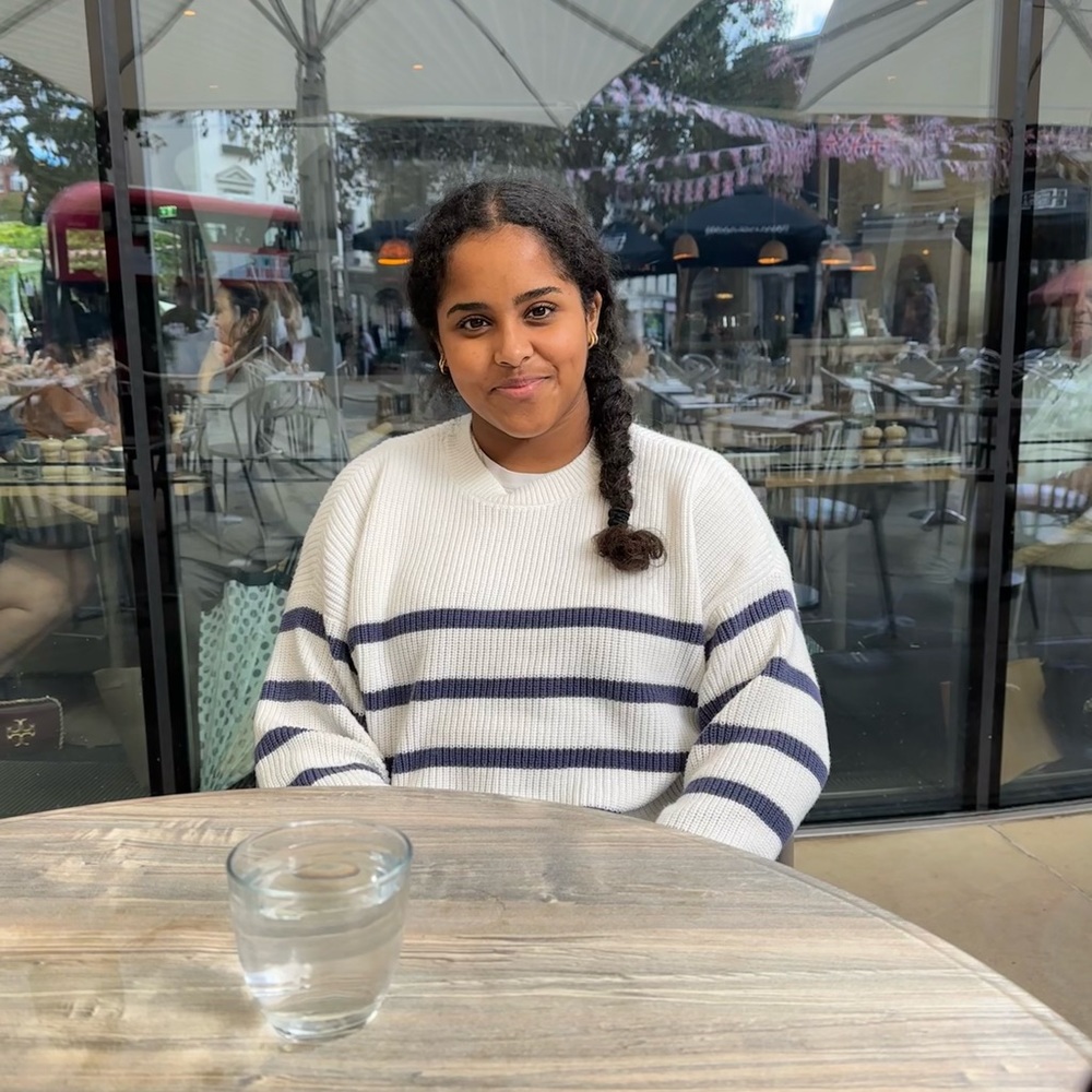 Meet your Posher, Courtney